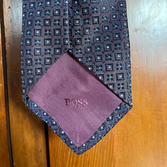 Boss Tie - Picture 2 of 3